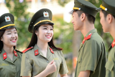 Nằm mơ thấy công an là điềm báo gì? Đánh số mấy?